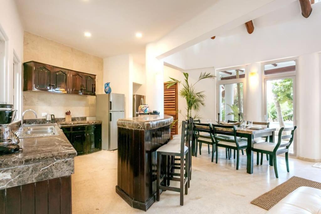 Luxury 5-Br Beachfront Home In Tulum Casa Sofia Gato Zewnętrze zdjęcie